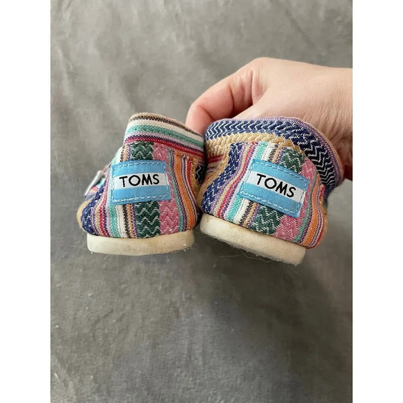 Toms Women Slip On Flat Casual Multi-Colored Canvas Shoes SZ 6 EU 37 Boho Artsy - Picture 3 of 5